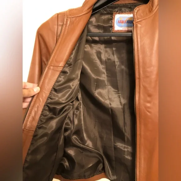 Original Leather jacket. NEVER worn! - Picture 4 of 8
